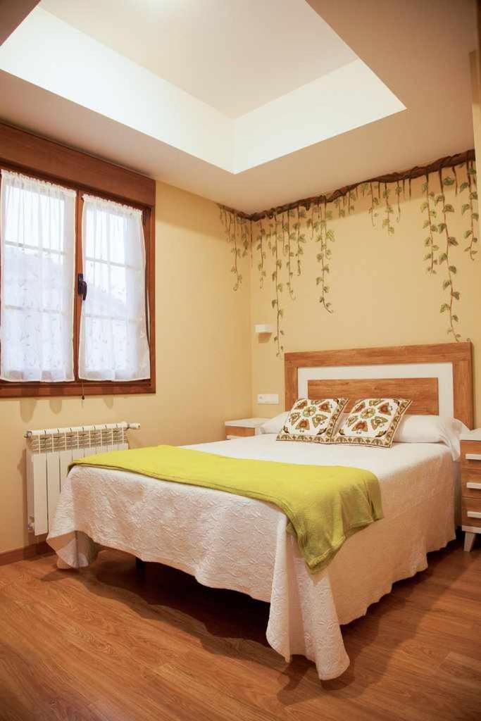 Cumbres De Los Picos Apartamento La Yedra Poo  Dış mekan fotoğraf